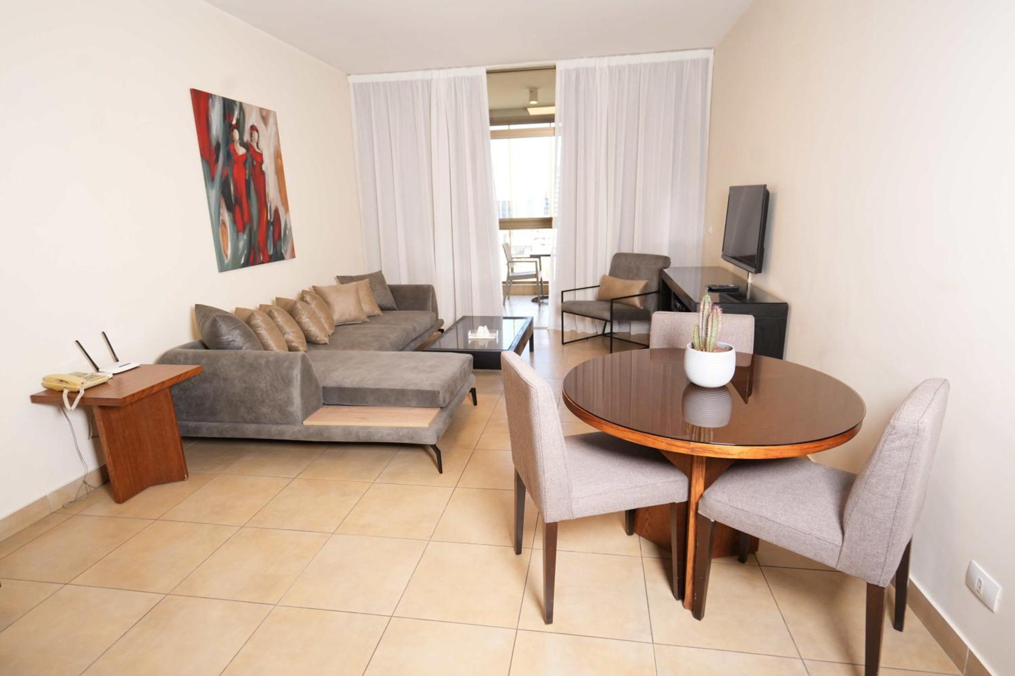 Santona Beirut